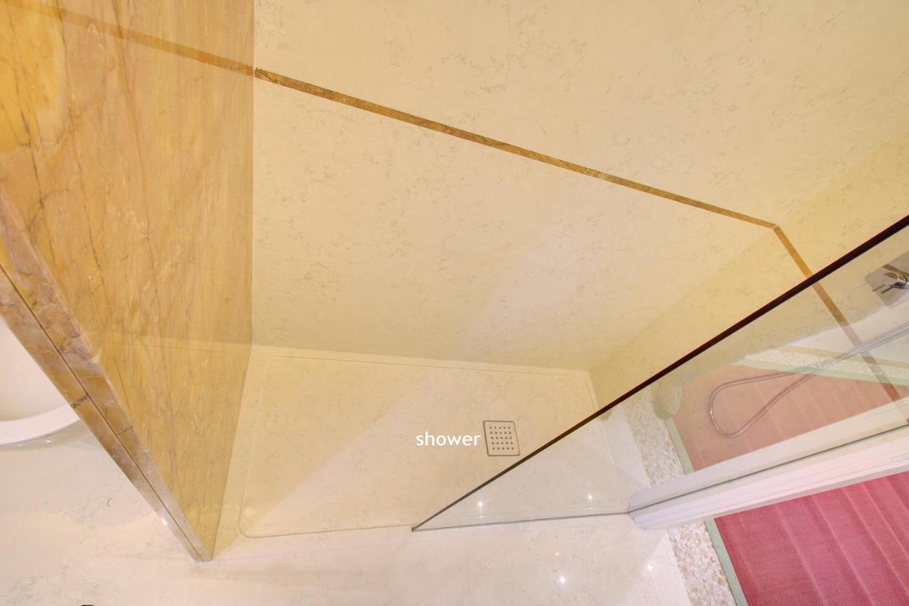 Barocco-Veneziano Apartment Bagian luar foto